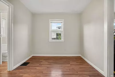 422 N State Street, Mishawaka, IN 46544 - Photo 12