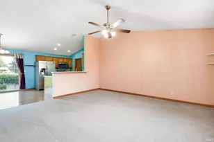 51968 Buckwillow Ct, Elkhart, IN 46514 - Photo 2