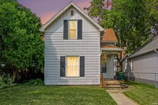 216 W Broadway St, Mishawaka, IN 46545 - Photo 1