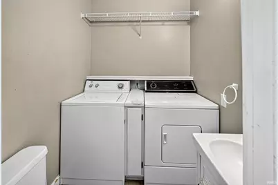 322 W 10th Street, Mishawaka, IN 46544 - Photo 20