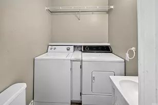 322 W 10th St, Mishawaka, IN 46544 - Photo 20