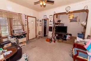 503 St Vincent St, South Bend, IN 46617 - Photo 6