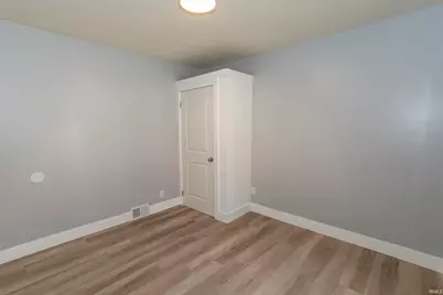 1322 Johnson Street, South Bend, IN 46628 - Photo 14