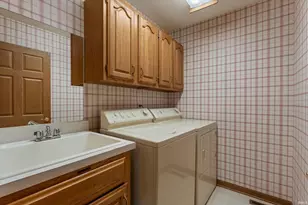 809 Bittersweet Cove Dr, Mishawaka, IN 46544 - Photo 18