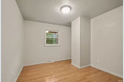 51205 Green Hill Drive, South Bend, IN 46628 - Photo 8