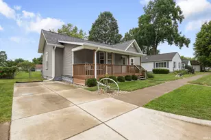 222 N Maple St, Argos, IN 46501 - Photo 16