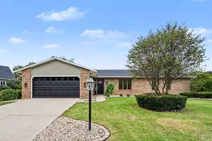 52105 Arrowhead Cir, Granger, IN 46530 - Photo 1