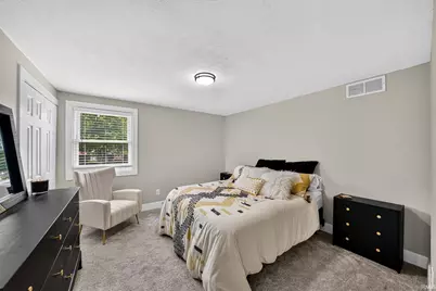 16333 Barna Drive, Granger, IN 46530 - Photo 14