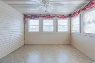 18131 N Cloverleaf Dr, South Bend, IN 46637 - Photo 16
