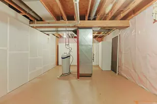 18131 N Cloverleaf Dr, South Bend, IN 46637 - Photo 42