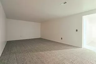 18131 N Cloverleaf Dr, South Bend, IN 46637 - Photo 36