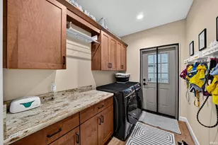 2553 Timberstone Dr, Elkhart, IN 46514 - Photo 18