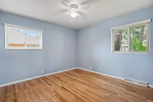 19401 Haviland Dr, South Bend, IN 46637 - Photo 8