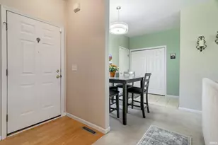 2325 Oakbrook Dr, South Bend, IN 46628 - Photo 2