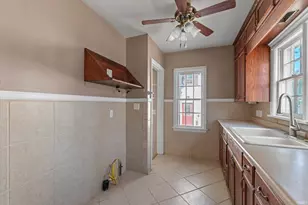 413 Tonti St, South Bend, IN 46617 - Photo 10