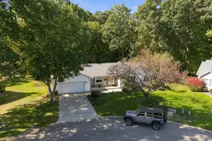 13705 Old Creek Ct, Mishawaka, IN 46545 - Photo 42