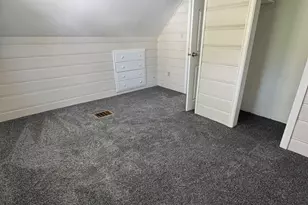 834 S 23rd St, South Bend, IN 46615 - Photo 8
