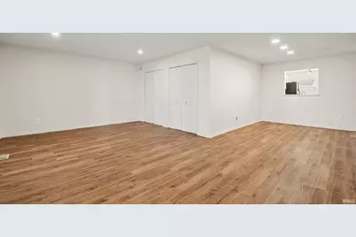 937 W Andrews Court, South Bend, IN 46614 - Photo 6
