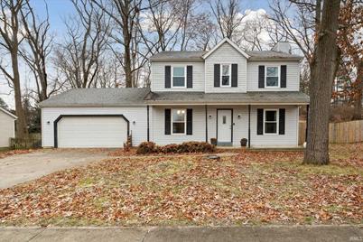 2204 Spring Hill Drive, South Bend, IN 46628 - Photo 1