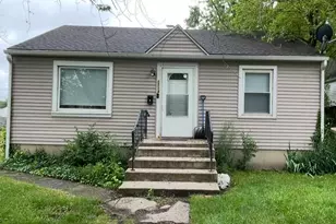 1714 S Warren St, South Bend, IN 46613 - Photo 1