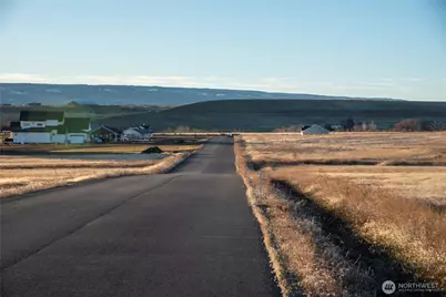8 Green Canyon Lane, Ellensburg, WA 98926 - Photo 2