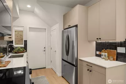 8045 F Mary Avenue NW, Seattle, WA 98117 - Photo 8