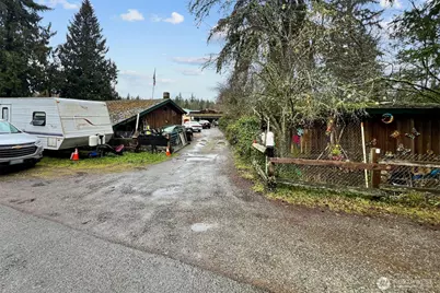 32524 Benbow Drive E, Graham, WA 98338 - Photo 10