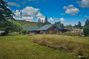 307 Lost Valley Rd, Curtis, WA 98538 - Photo 24
