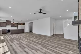 16220 76th Ave Ct E, Puyallup, WA 98375 - Photo 6