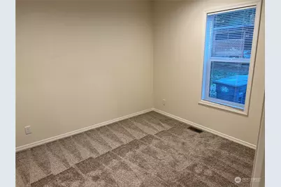 507 131st Street E #L, Tacoma, WA 98445 - Photo 6