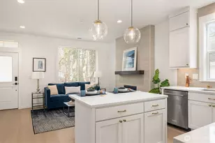 11170 (Hs 24) NE 134th Ct NE, Redmond, WA 98052 - Photo 6