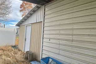 120 E Lewis St, Coulee City, WA 99115 - Photo 4