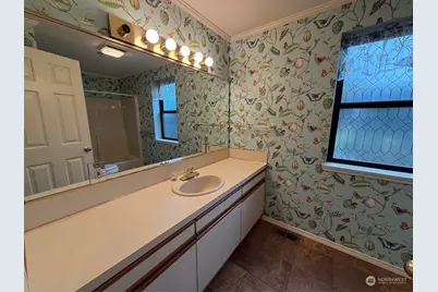 226 W 2nd Street #2, Port Angeles, WA 98362 - Photo 16