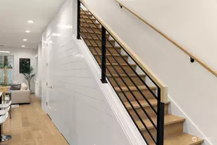 12710 NE 72nd St, Kirkland, WA 98033 - Photo 28