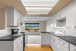 908 East Bay Drive Northeast, Olympia, WA 98506 - Photo 8