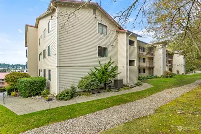 908 East Bay Drive NE #203, Olympia, WA 98506 - Photo 32