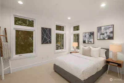 12710 NE 72nd Street, Kirkland, WA 98033 - Photo 18