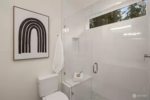 12710 NE 72nd St, Kirkland, WA 98033 - Photo 22