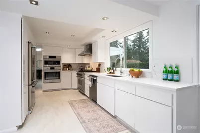 32520 30th Avenue SW, Federal Way, WA 98023 - Photo 8