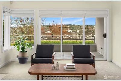 1231 5th Avenue N #204, Seattle, WA 98109 - Photo 4