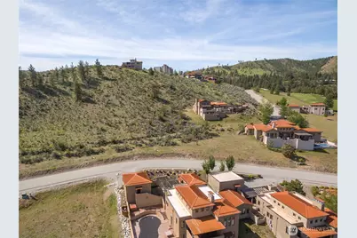 215 Bandera Way, Chelan, WA 98816 - Photo 8