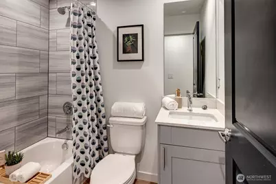 2713 E Yesler Way #B, Seattle, WA 98122 - Photo 4