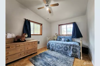 39024 Petrie Lane E, Davenport, WA 99122 - Photo 18