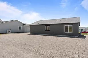 204 Cherry St, Mattawa, WA 99349 - Photo 22