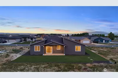 8383 Desert Greens Loop SE, Othello, WA 99344 - Photo 4