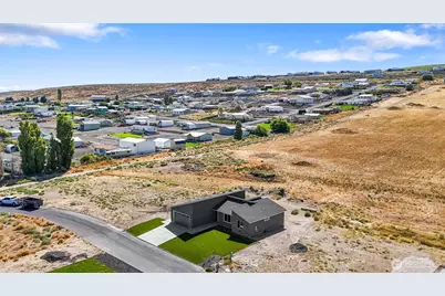 8383 Desert Greens Loop SE, Othello, WA 99344 - Photo 32