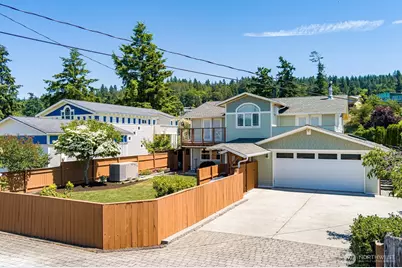 8171 Sandy Hook Drive, Clinton, WA 98236 - Photo 1