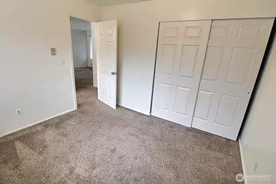 2601 D Street SE, Auburn, WA 98002 - Photo 10