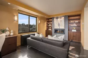 111 W Highland Dr, Seattle, WA 98119 - Photo 30