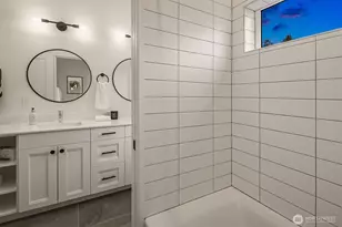 2521 NW 92nd St, Seattle, WA 98117 - Photo 32